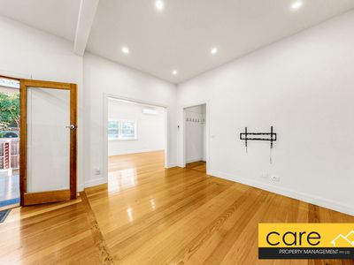 6 Bath Road, Glen Iris