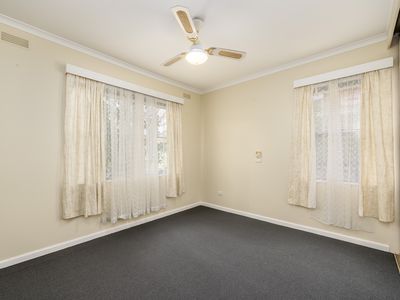 17 Malcolm Crescent, Shepparton