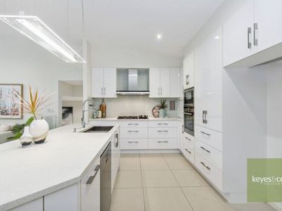 18 Strathburn Street, Mount Louisa