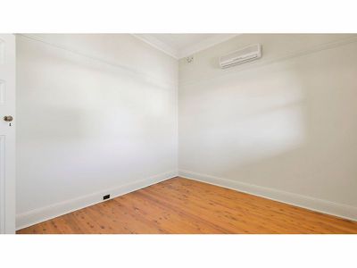 114 Bourke Street, Dubbo