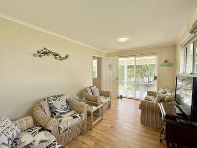 2 Top Street, Torquay