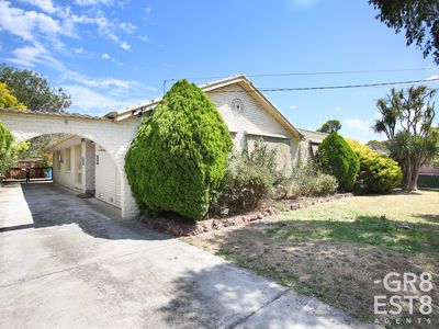 9 Circle Drive North, Cranbourne