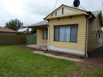 1 Bradman Street, Horsham