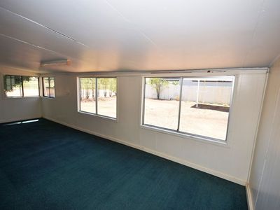 7 Pelican Street, Longreach