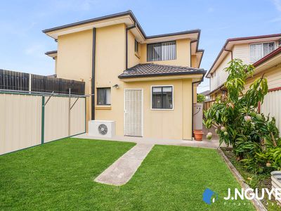 17 Foxlow Street, Canley Heights