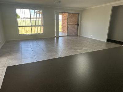 14 Severn Circle, Dubbo