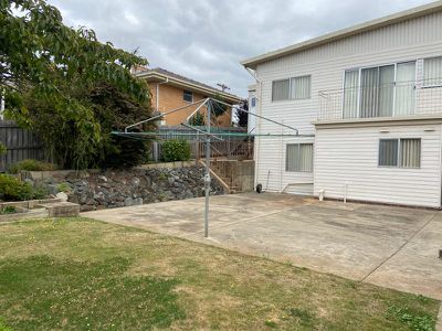 11 Kirriemuir Street, Hamlyn Heights