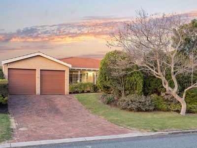 22 Aitken Drive, Winthrop