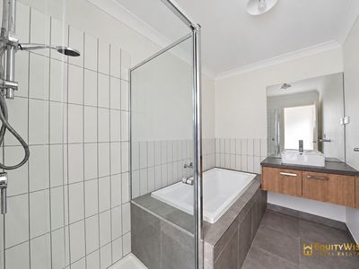 119 Anniversary Avenue, Wyndham Vale