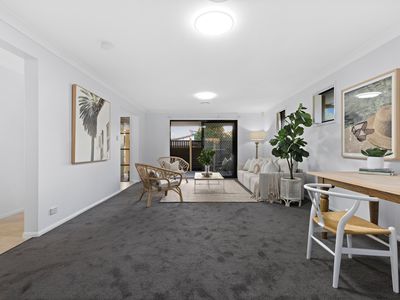 99 Gordon Crescent, Wakerley