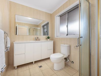 4 / 8 Wiruna Crescent, Narwee