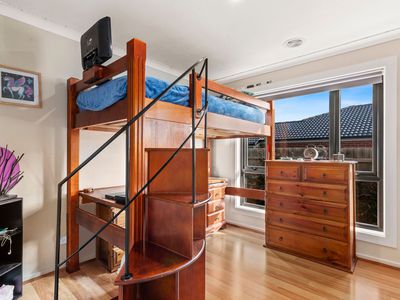 5 Volterra Way, Leopold