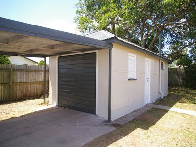 8 Churchill Street, Churchill