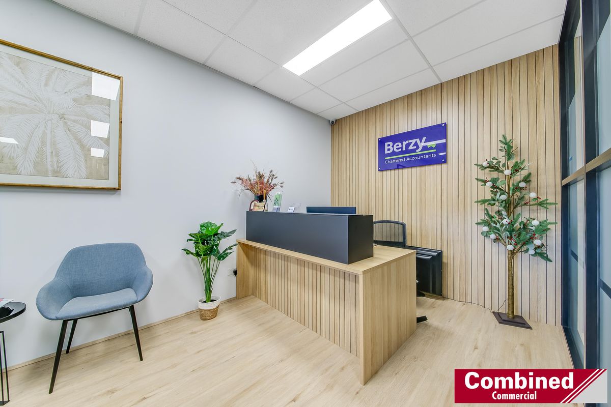 2204 / 31 Lasso Road, Gregory Hills