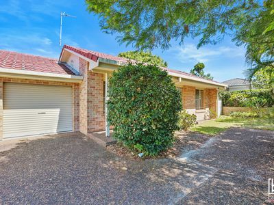 3 / 16 Crossingham Street, Canton Beach