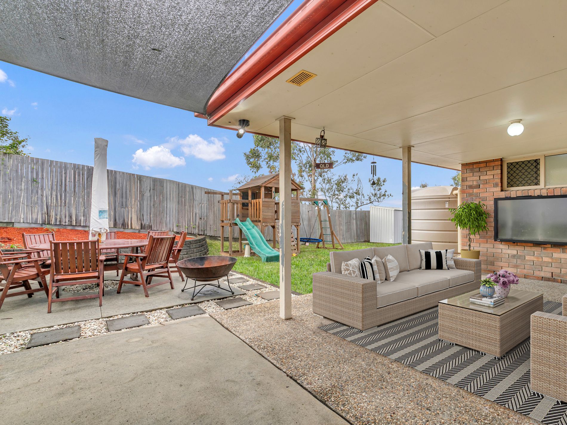 19 Emily Place, Sumner