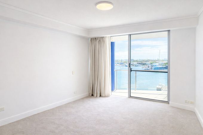 unit 204 / 13 Nicklin Way, Minyama