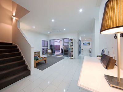 35 Margaret Cres, Wakerley