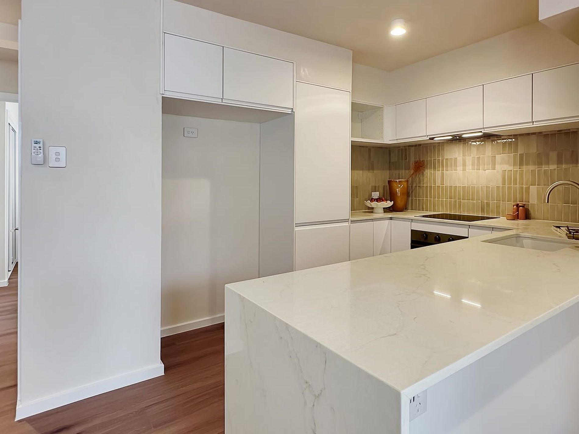 2 / 8 Mitre St, St Lucia