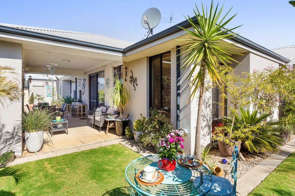 20 Fairburn Crescent , Baldivis