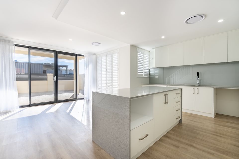 1 / 116 Gloucester Ave, Shoalwater