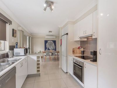 2 / 28 Green Street, Booval