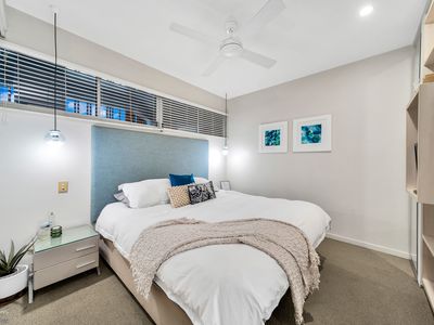 37 / 201 Lake Street, Cairns North