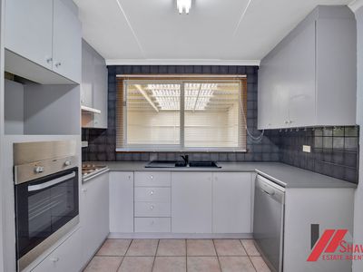34 Centenary Crescent, Werribee