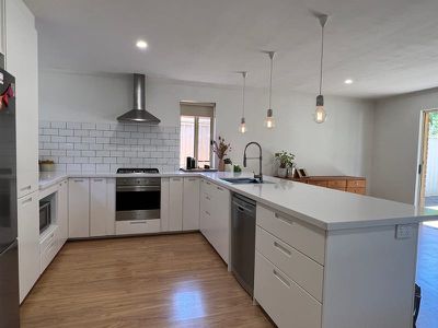 8 Pistachio Way, Golden Grove