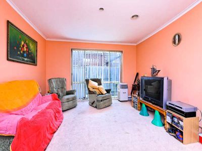 1 Warana Drive, Hampton Park