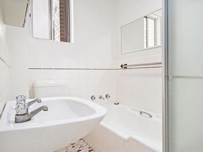 4 / 197-199 President Avenue, Monterey