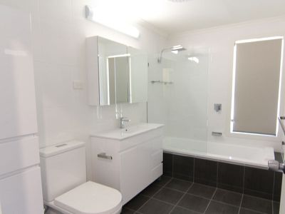 53 South Street, Forster