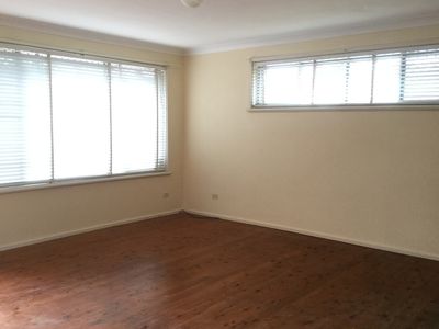 1 / 74 Jane Avenue, Warrawong