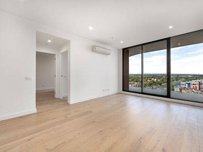 802 / 1060 Dandenong Road, Carnegie