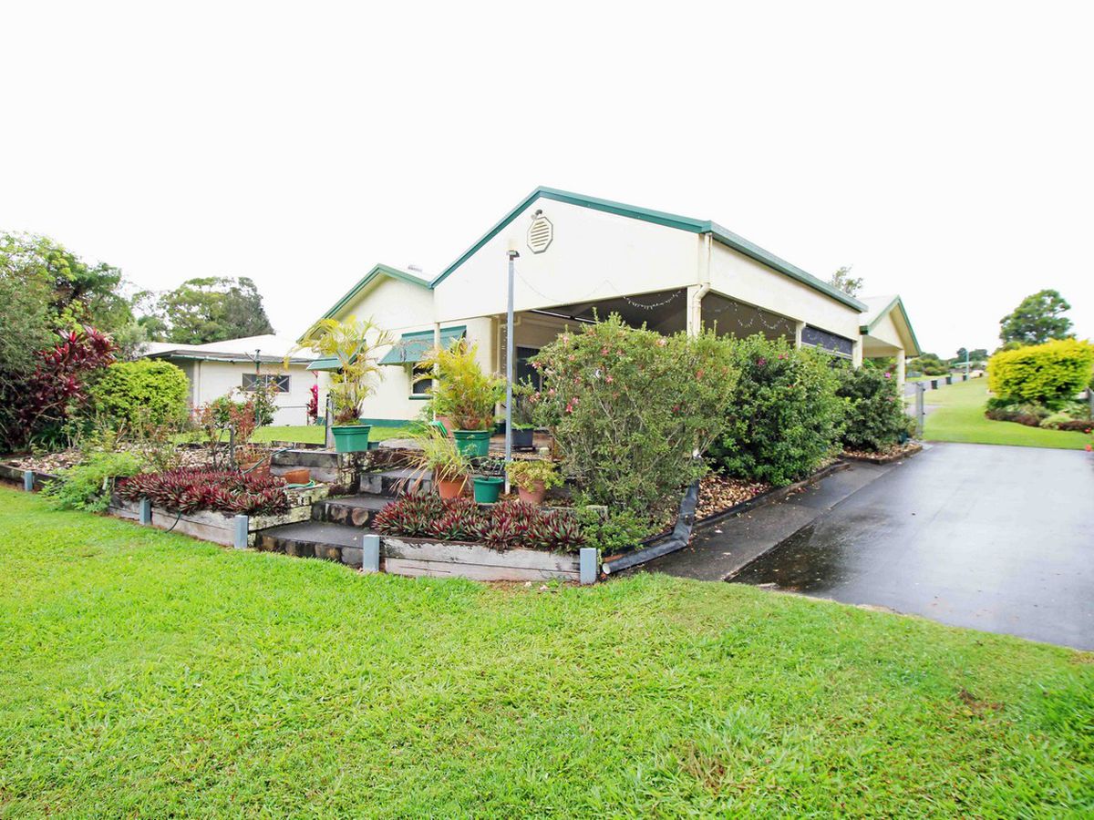 10 Horsley Close, Atherton