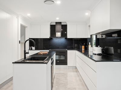 54 Esperance Drive, Albion Park