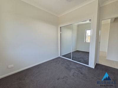 1/176 Settlers Boulevard, Chisholm