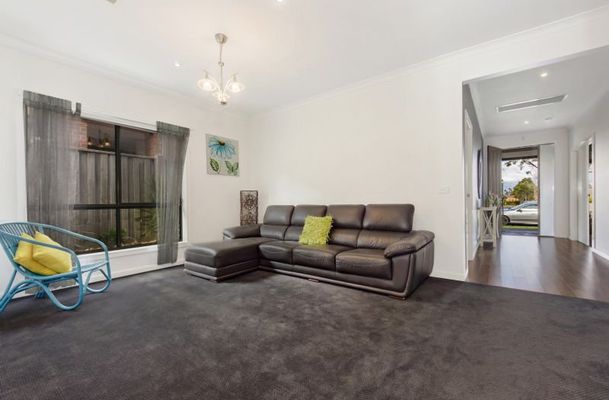 18 Glengarry Place, Craigieburn