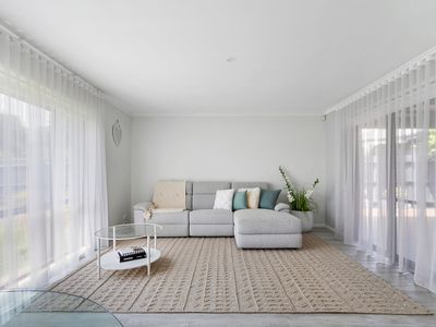 1 / 117 Pearson Street, Sale