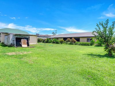 27 Meyer Ave, Wangan