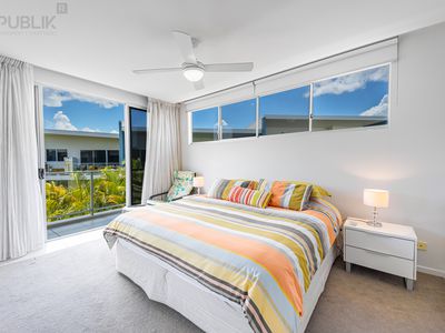 1409 / 2 Activa Way, Hope Island