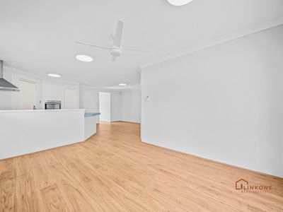 11 Hotchkiss Close, Thornlie