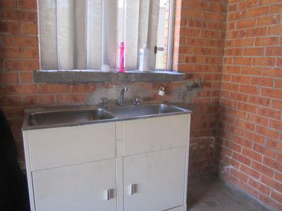 2 / 1 Melinda Grove, Lake Heights