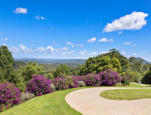 Lifestyle property with views over Eumundi image 10