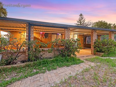 12 Tablo Court, South Lake