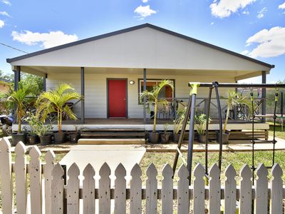 123 WREN STREET, Longreach