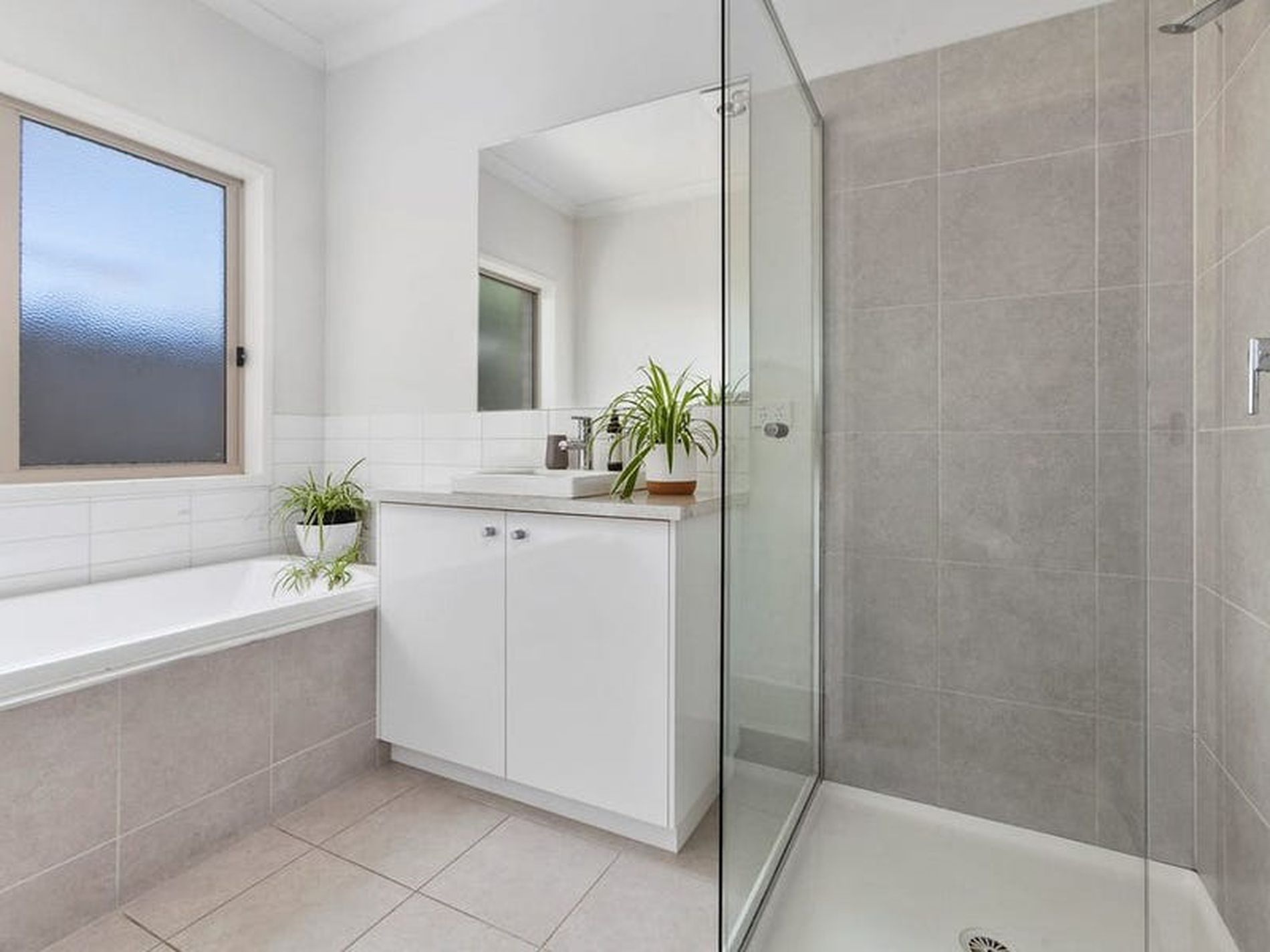 23B Apex Avenue, Belmont