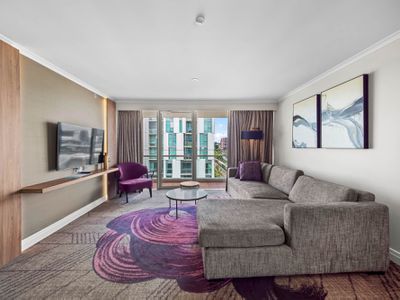 701 / 1A Glenelg Street, South Brisbane