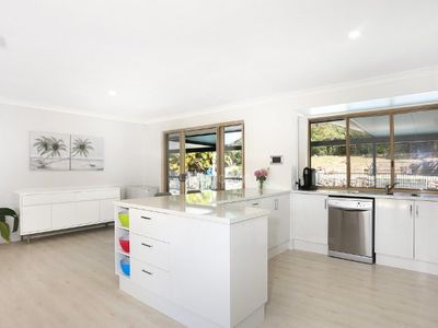 2 White City Drive, Oxenford