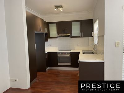 2 / 8 Queen Street, Arncliffe